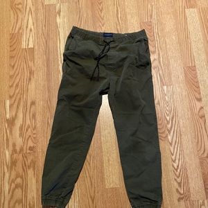Aeropostale Exteme Flex Joggers (Medium